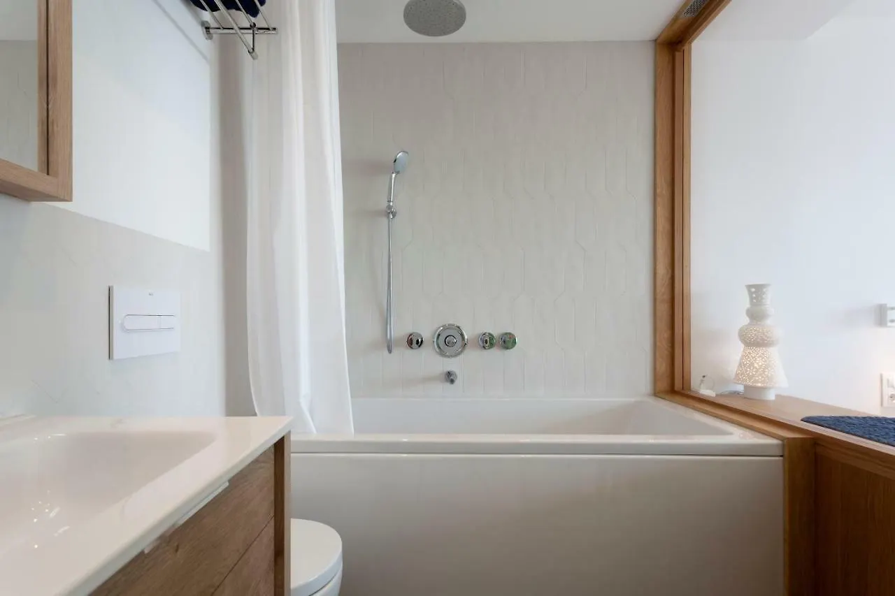 아파트 Gava Mar- Castelldefels Beachfront Apartment- Direct Access To The Beach