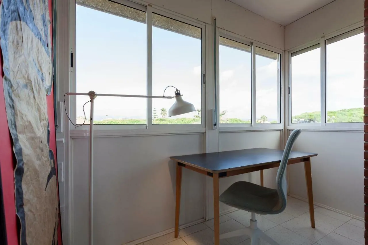 Gava Mar- Castelldefels Beachfront Apartment- Direct Access To The Beach 아파트