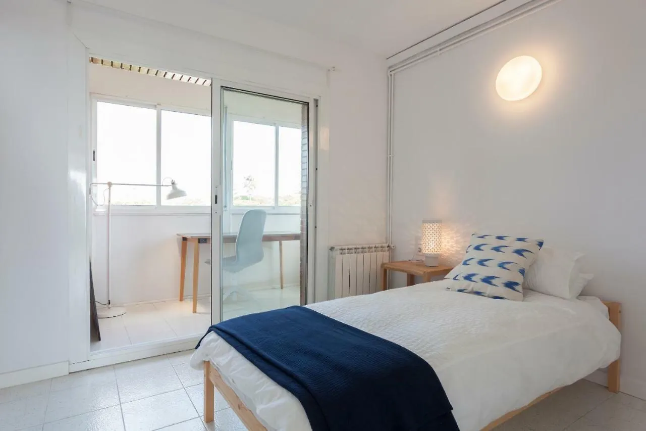 Gava Mar- Castelldefels Beachfront Apartment- Direct Access To The Beach 아파트
